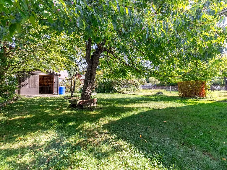 1231 Churchill Rd — Photo 24