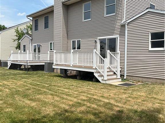 2nd image of 808 Kenneth Ave #2