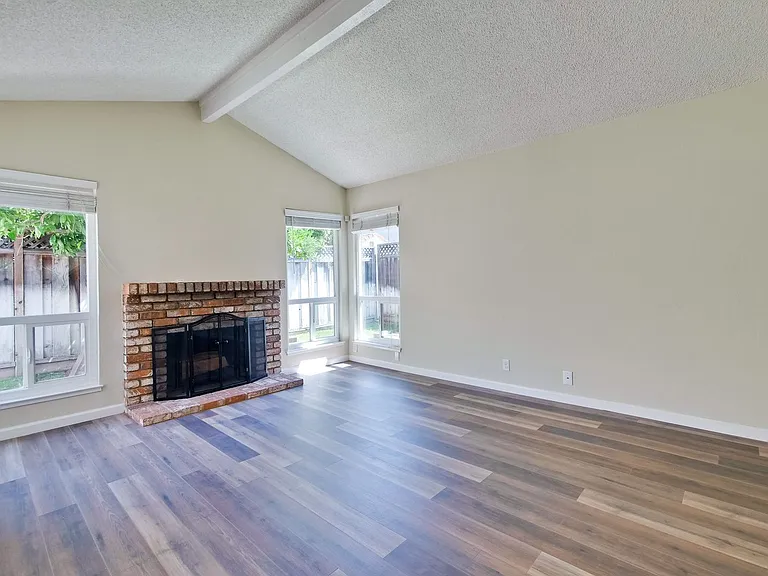1521 Willowhaven Ct — Photo 13