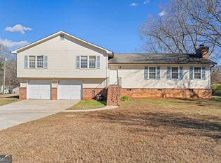 2250 Ridge Forest Dr, Grayson, GA 30017