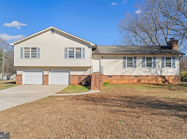 2250 Ridge Forest Dr, Grayson, GA 30017