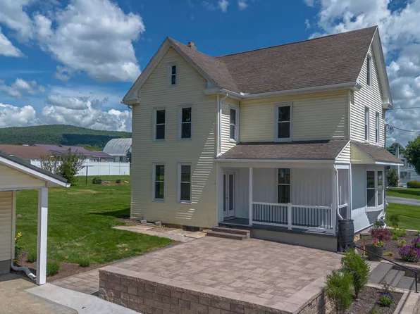 301 N Nicodemus St, Martinsburg, PA 16662