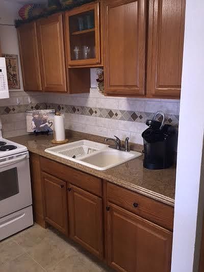 1st image of 62 Kent St #D