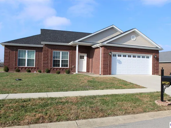 109 Twin Lakes Dr, Vine Grove, KY 40175