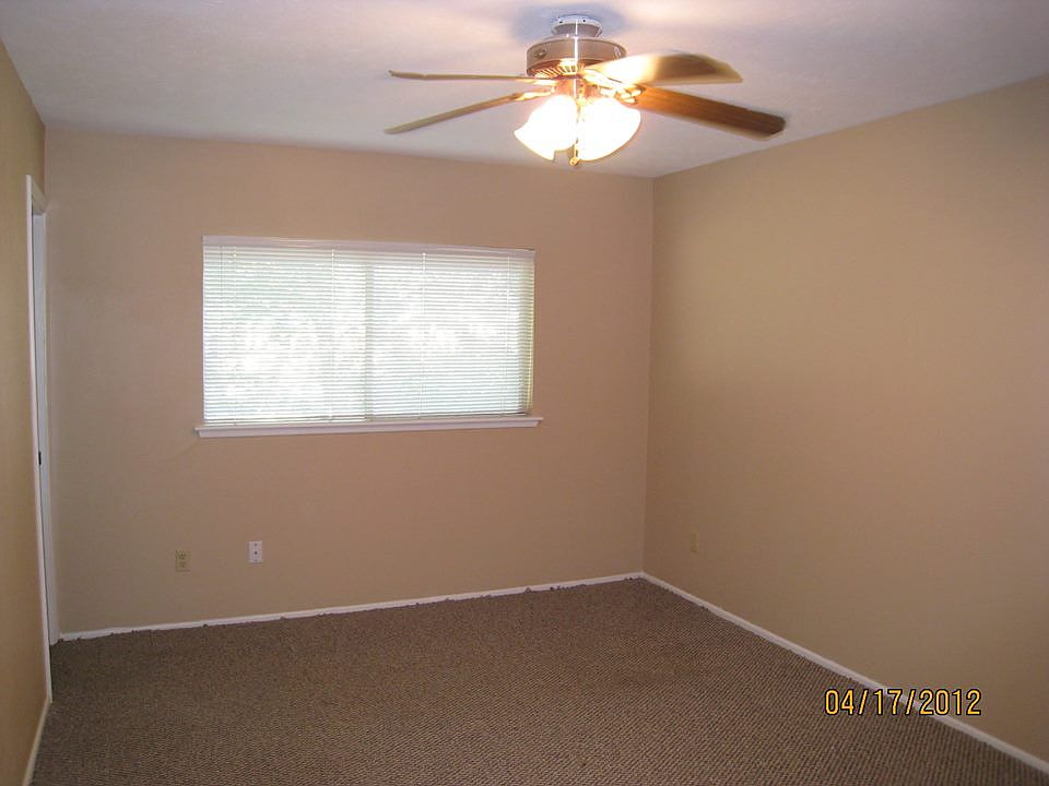 1st image of 710 N Yale Dr