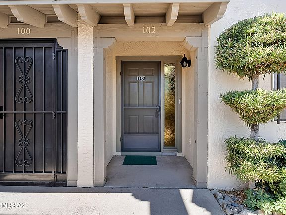 2nd image of 102 W Calle Del Tiempo
