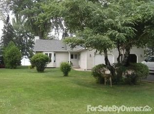 9302 Blanco Rd, Winneconne, WI 54986