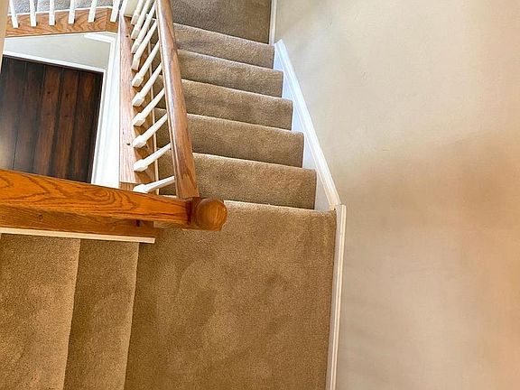 4th image of 2374 Huntington Station Ct