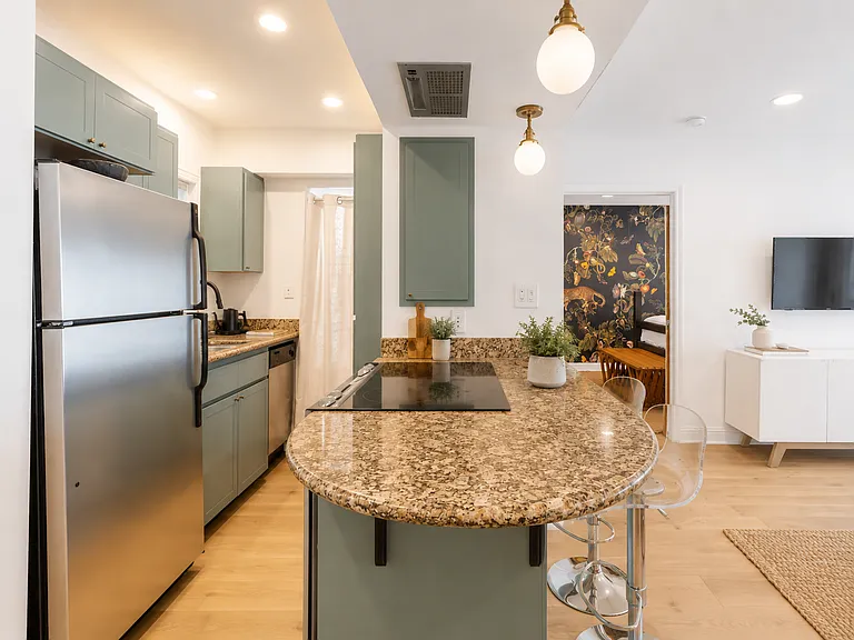 609 Blanco St #106 — Photo 10