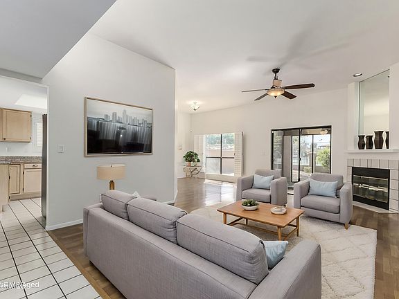 3rd image of 4053 E SUNNYSIDE Drive