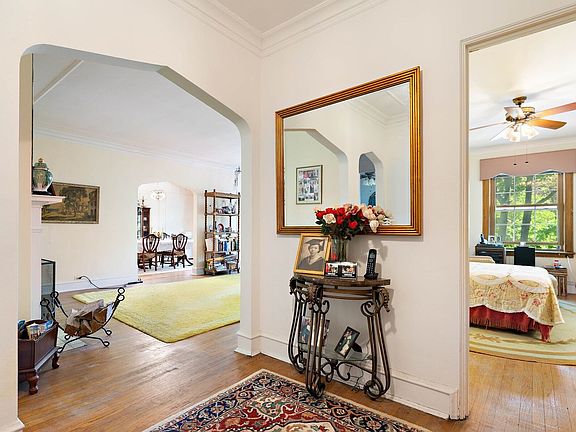 2nd image of 6906 S Oglesby Ave #2