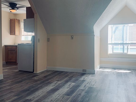 2nd image of 3624 Evanston Ave APT 3