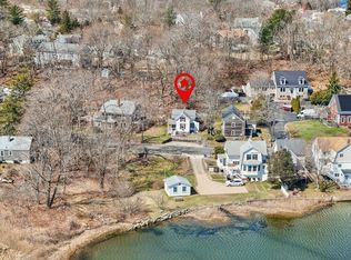 366 Washington St, Gloucester, MA 01930