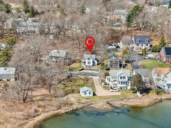366 Washington St, Gloucester, MA 01930