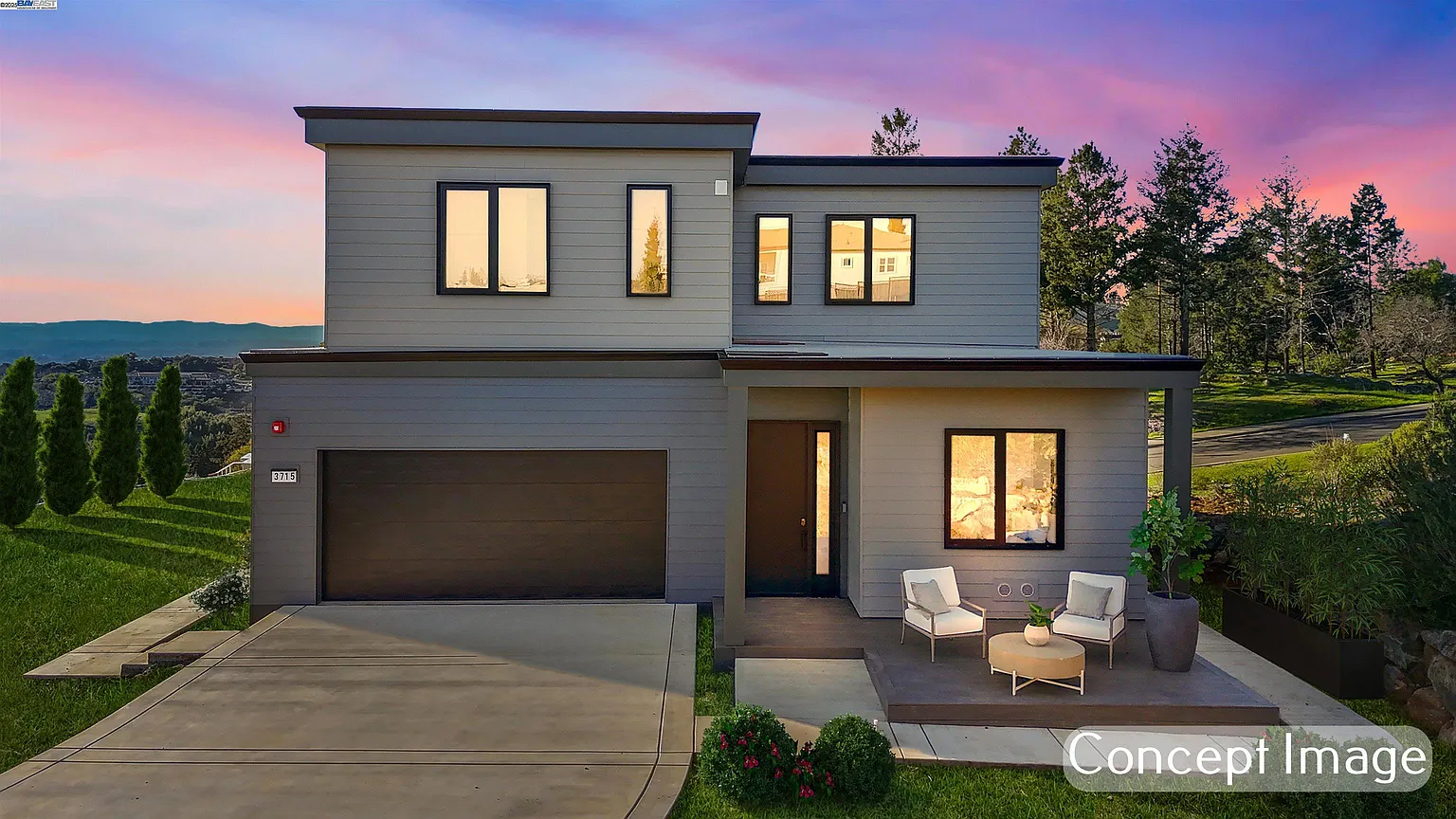 22001 Hoffman Way photo 1