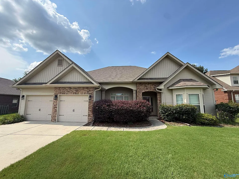 14389 Water Stream Dr NW