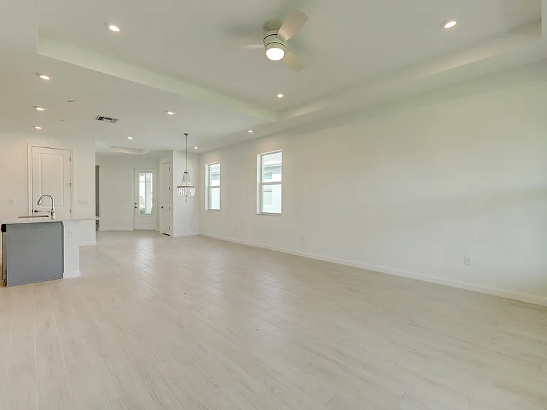 12712 SW Eleanor Dr — Photo 16