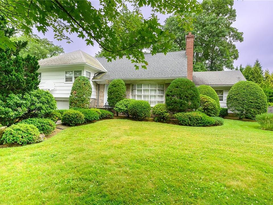 1st image of 36 Interlaken Drive