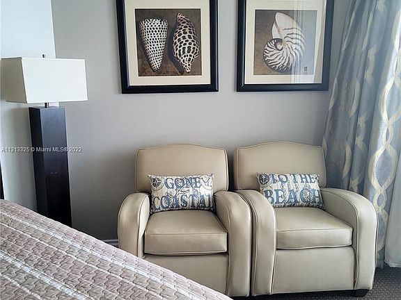 5th image of 17375 Collins Ave #1007-2