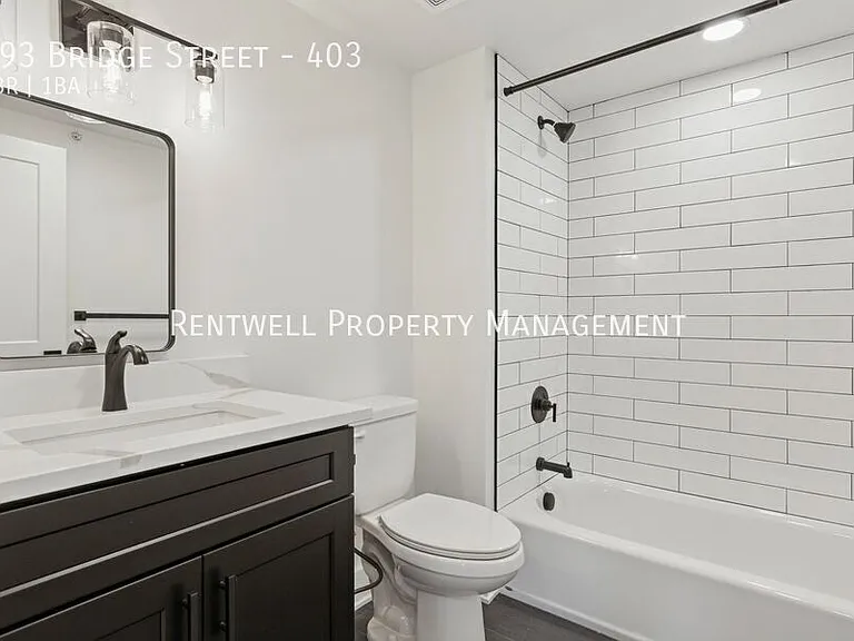 193 Bridge St #403 — Photo 9