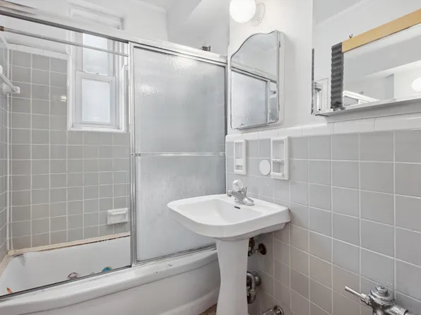 33-24 91st Street image 3 of 20