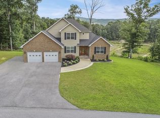 1545 N Lakewood Dr, Ridgeley, WV 26753