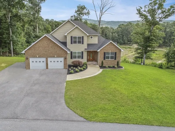 1545 N Lakewood Dr, Ridgeley, WV 26753