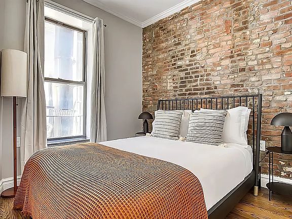 4th image of 438 W 52nd St APT 9D
