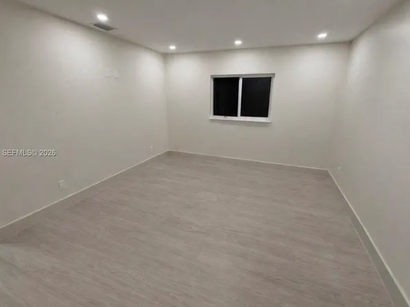 9960 NW 23rd St, Coral Springs, FL 33065