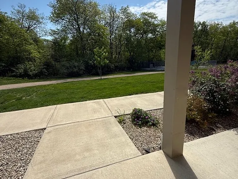 Cypress Ridge Apartments — Photo 41