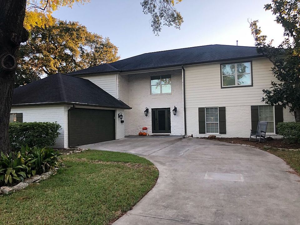 2nd image of 503 Blue Willow Dr