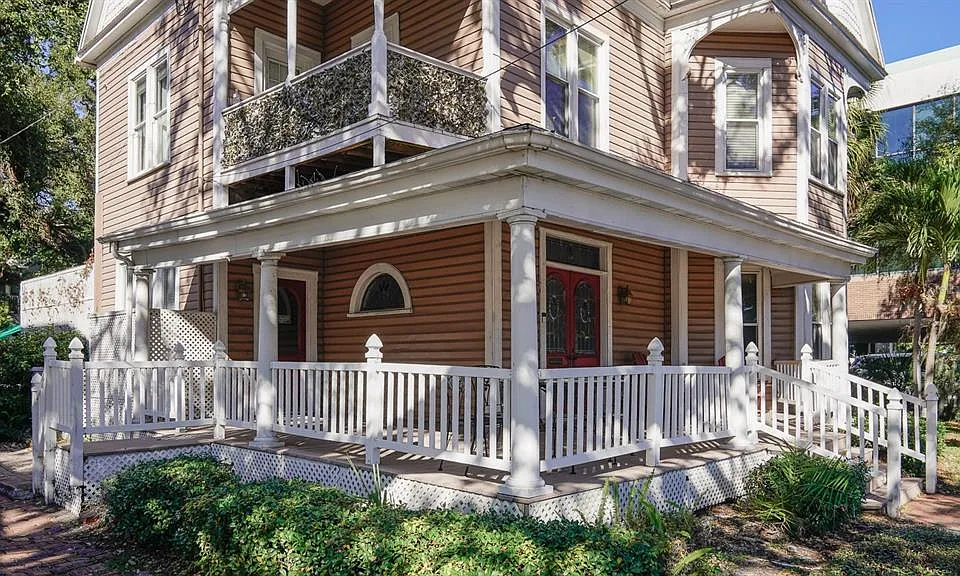 333 S Plant Ave
