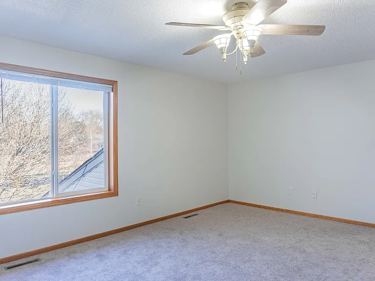 112X Crystal Pl W — Photo 26