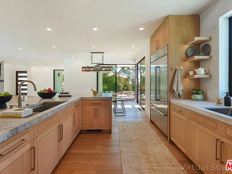 382 Aderno Way — Photo 9