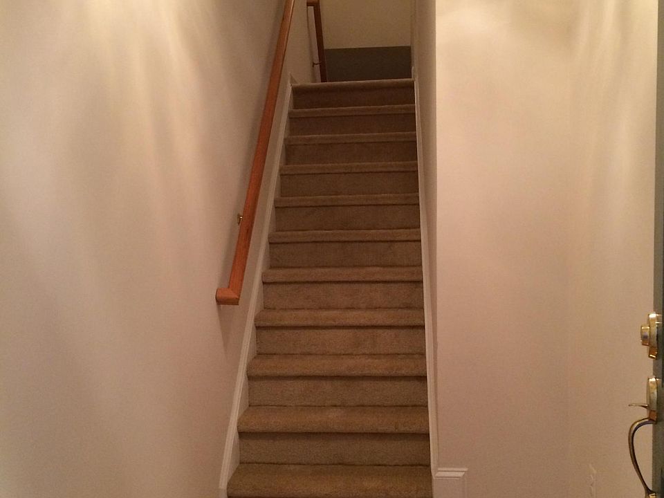 Front Foyer Entry