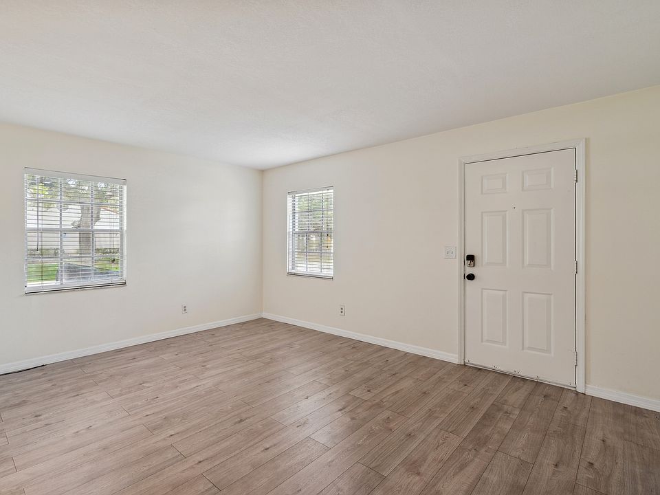 1st image of 3220 W Obispo St APT B