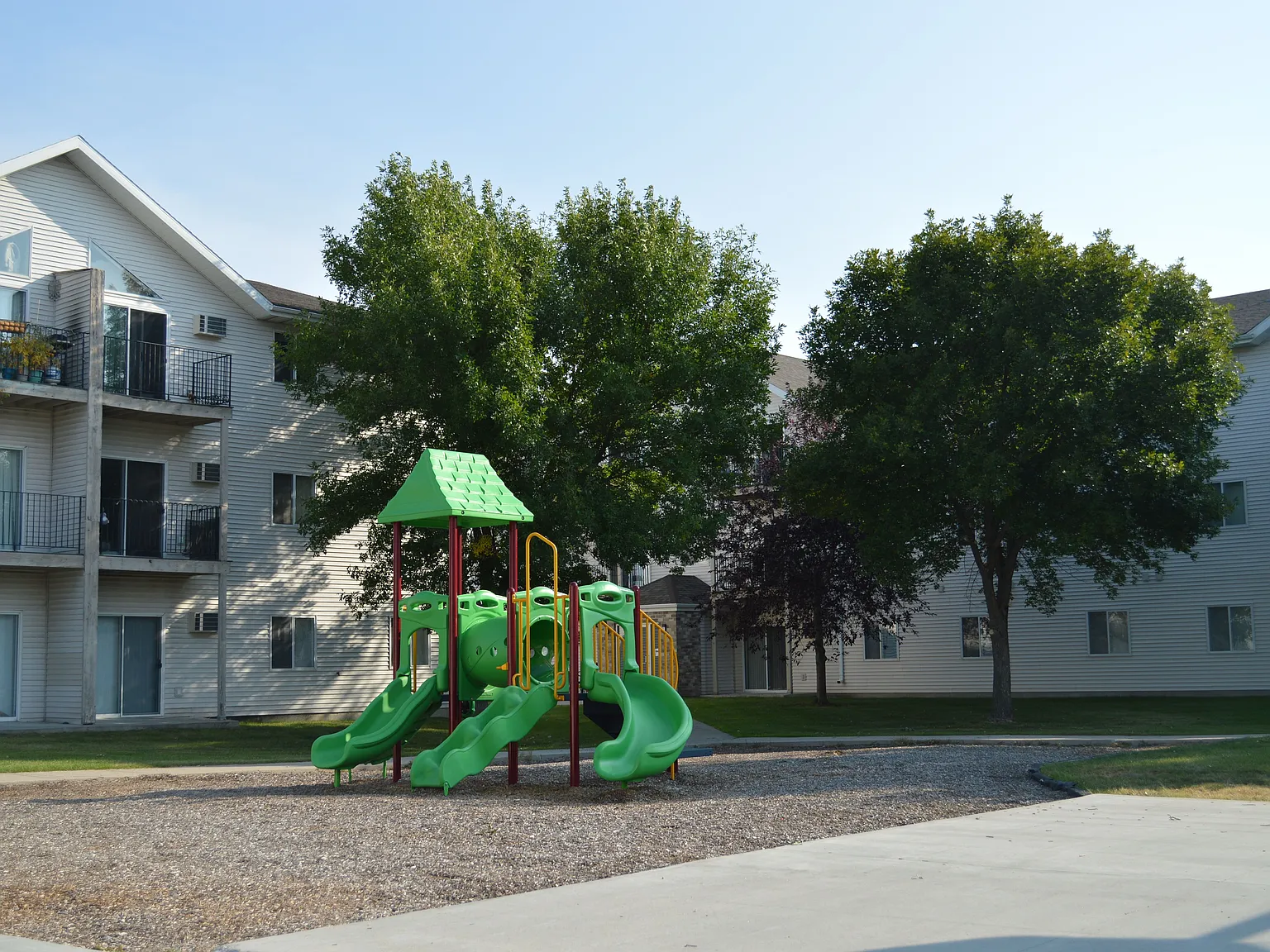Wheatland Place Apartments — Photo 3