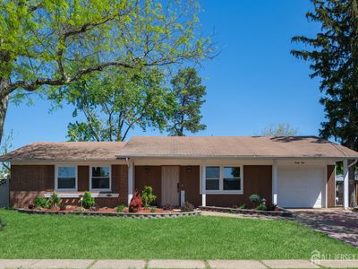 39 Drexel Ter, Monroe Township, NJ, 08831