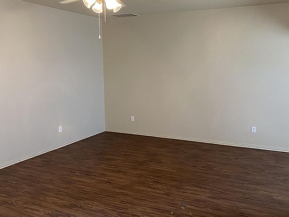 3rd image of 225 Irick Ct #1