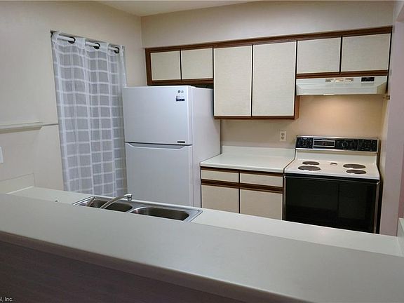 4th image of 722 Lesner Ave APT 301