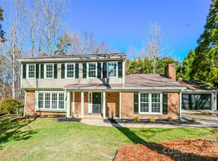 805 Bent Wood Ct, Matthews, NC 28105