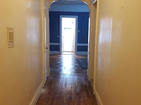 5th image of 2110 Westbury Ct #D4