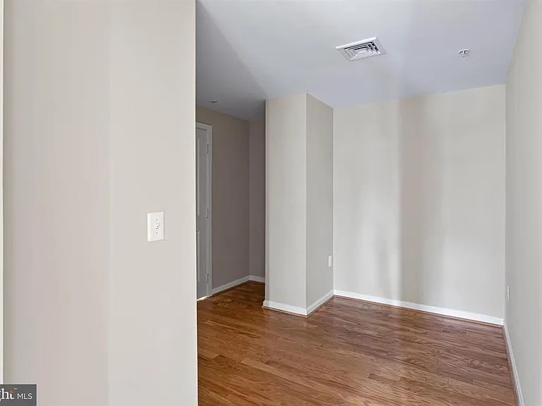 4480 Market Commons Dr #405 — Photo 41