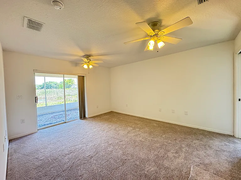 21606 Rosewood Ct — Photo 10
