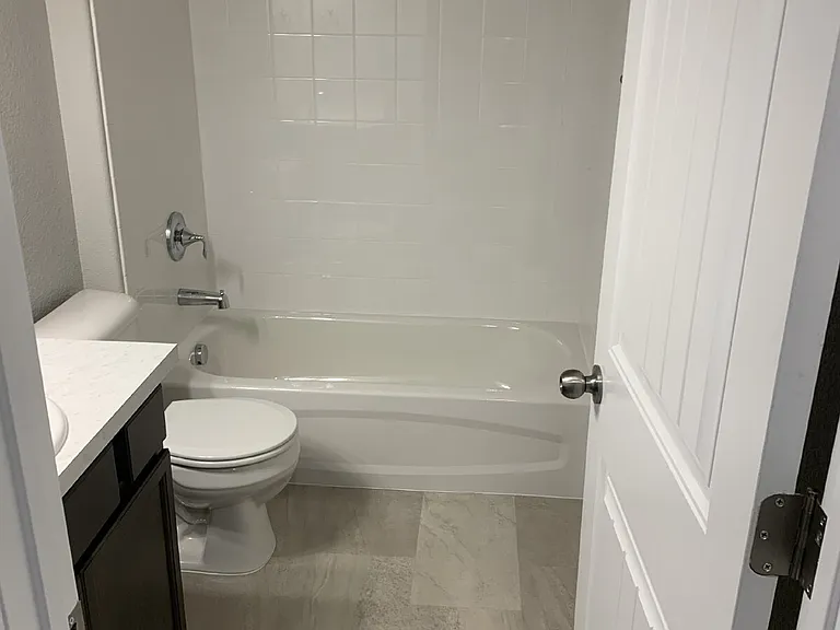 6236 Ashmore Ln — Photo 8