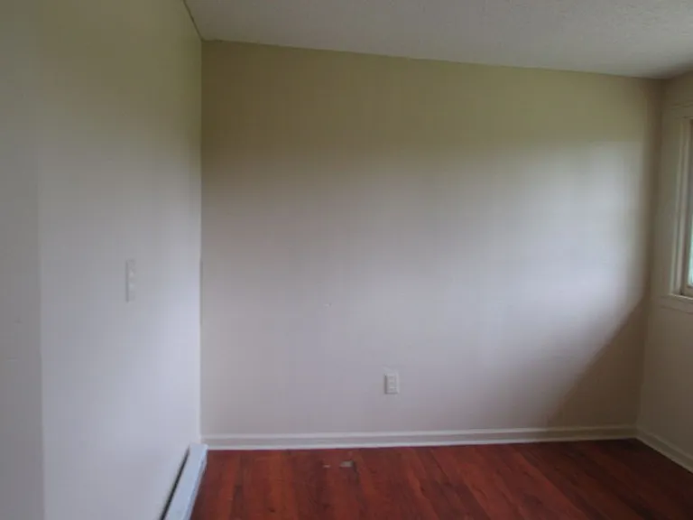 121 Dixie Dr — Photo 5