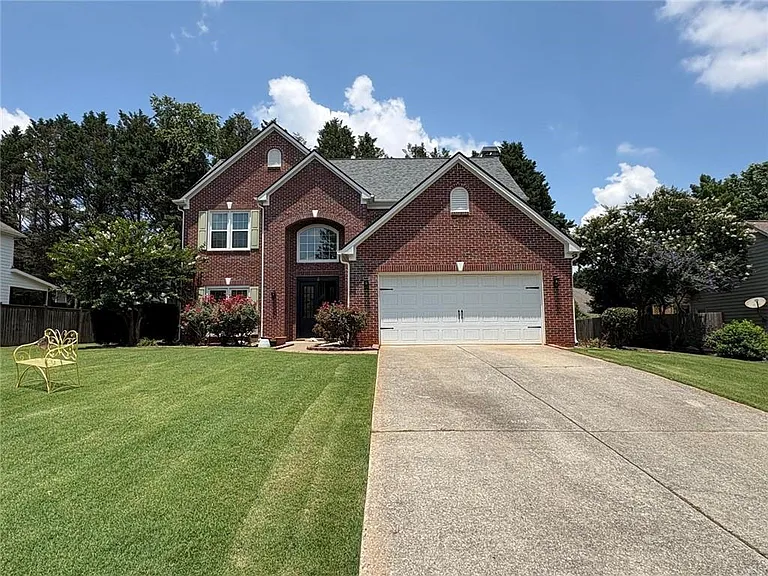 2835 Crestmont Ct — Photo 2