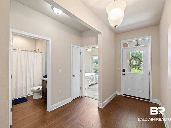4th image of 7824 Barrington Ln