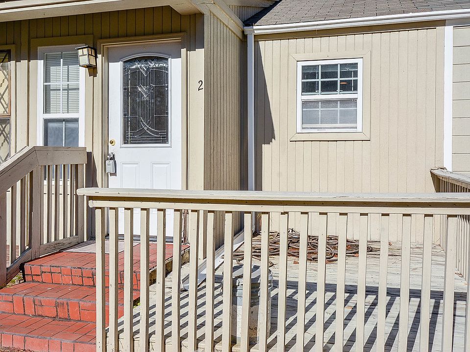 1st image of 11 Redbud Ct Unit 2