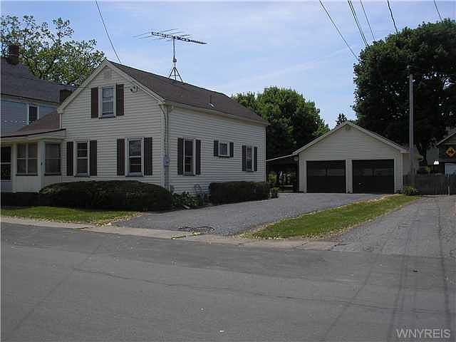 1st image of 8416 East Ave